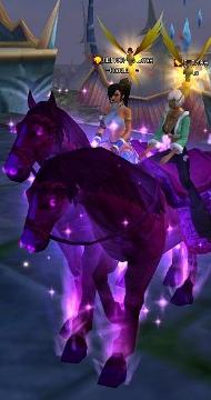 Лошадь Фиолетовая молния